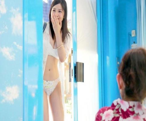 女子大生いらっしゃい！マジックミラー号にうっかり乗車したら混浴温泉からマッサージで高まる性欲はノンストップ！！