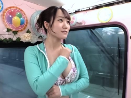 真夏の水着女子はデカチン欲しくてたまらない説ｗｗｗ発情オイルで濡らされ敏感マンコの入口刺激されたら涙目で生チンチン哀願♡