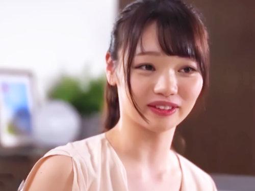 ロリ可愛い人妻は旦那にかくれてエロ放題だって？！「夫よりデカチンだもん♡」超美乳な欲求不満妻…他人棒に突かれて禁断アクメ