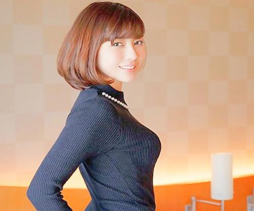 超SSS級！たまらん美貌に抜群スタイルの極上主婦のエロ爆発！男優相手にやっべぇ淫乱ＳＥＸ！！