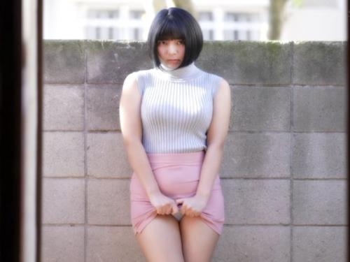 子宮まで届く超濃厚なこってり精子に完堕ちｗｗｗくびれボインな黒髪乙女がキモ中年たちの変態おもちゃにされるぜ！