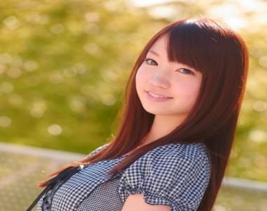 鈴木心春　天使のルックスの激カワ美少女が美巨乳絶品ボディを激しく責められてパイパンマンコがヒキつく大絶頂体験！