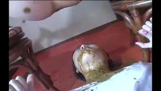 ブス：スカトロ　ヤバいやつ！！汚物大好きなブス姉さん！！ゲロもウンコも便器オンナとなって排便待ち・・・