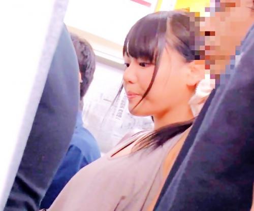 いやっ！触らないでっ！！真正お嬢さまが満員電車で凌辱タイムｗｗｗ逃げられない激辱に巨乳揺らして屈辱おもらし絶頂ｗｗｗ