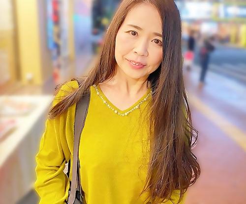 すっげぇ！垂れ巨乳に桃色乳首！綺麗なパイオツ揺らしながら年下男との交尾に吠えまくっとるｗｗｗ