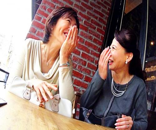 すっごいすっごいぃーーーッ！美人熟妻2人組！ほろ酔い気分で濃厚乱交！マダムの性欲は青天井ｗｗｗ