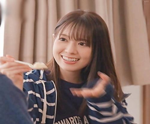 たまってるんでしょぉ・・・？スタイル抜群美人先輩ＯＬの執拗なセックスアピールにもう我慢できません！！