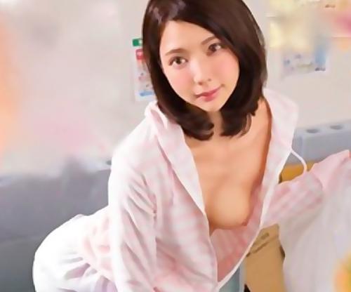 おらおらっ！さそってんだろっ！！ノーブラでうっかり外出する無防備すぎる奥様は興奮したオスに犯されちゃうとかｗ