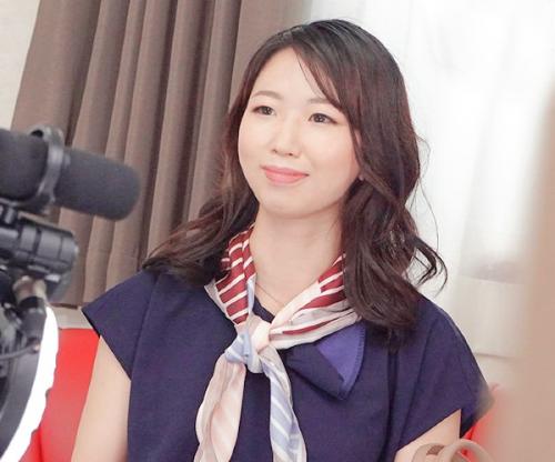 ごく普通の専業主婦が一番エロい説ｗｗｗｗｗ「肉食すぎて困ってます♡」スケベしかない美人妻の現役バリバリ完熟ナイスバディ！