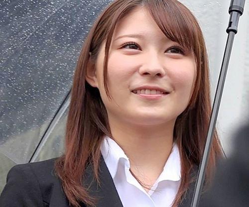 ひぃぃぃっっ！許してぇっ！！クズ家族の鬼畜行為！マジメ女教師が家庭訪問先でスーツ引き裂かれて飽きるまで輪姦されちゃってる