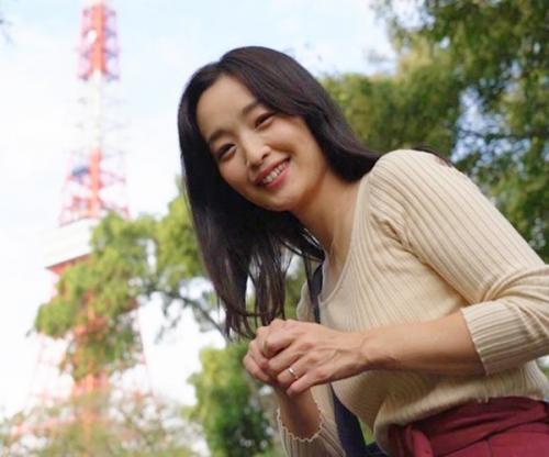 極上の三十路美人妻キターーーッ！！自らAV出演を応募してきた清楚妻の初撮り映像を見逃すな！！相馬茜