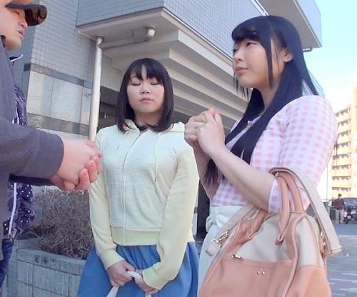 やだやだっ！すっごいぃぃっ！！ナンパされた激カワ素人娘がふたり！口説かれ素っ裸になって激ハメされちゃうｗｗｗ