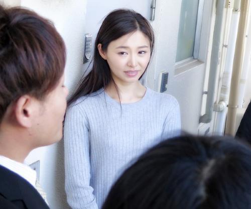 『無理！無理！無理ィー－－！！』鬼畜ストーカーに自宅で死ぬほど犯されるｗｗｗｗｗ美人妻が鬼畜ストーカーに壊されちった！