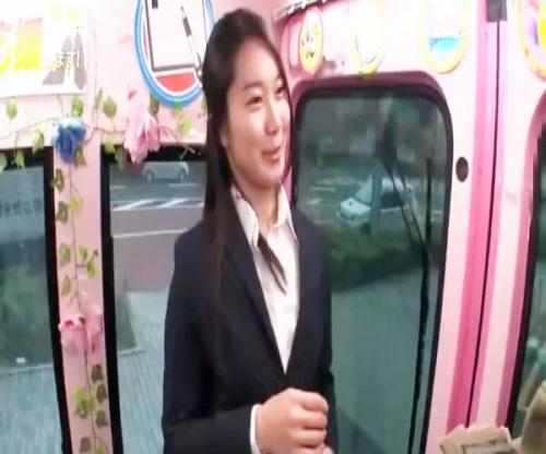 少しだけならいいけど・・・うっかりMM便に乗車したハイスペックOLさんに現金にぎらせてエロイコトたっぷりヤっちゃうぞ！！