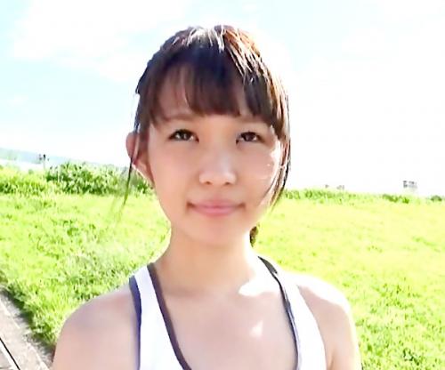 スポーツ娘の初脱ぎ！陸上で鍛えた筋肉ボディがくそエロい！現役女子大生の弾けるＳＥＸが激エロ！！