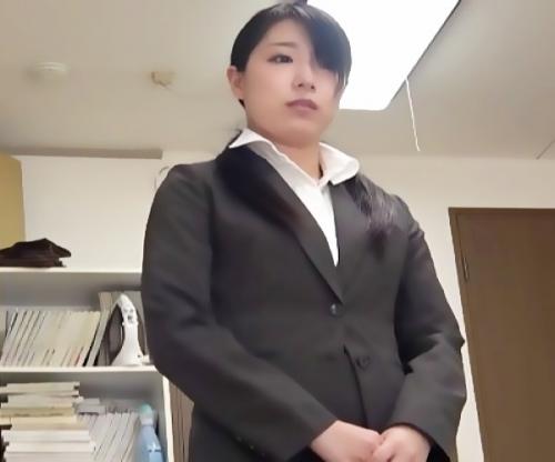 これで堪忍してください､､､これは鬼畜がすぎるだろｗ裸土下座するＯＬのマンコに肉棒を無理矢理ねじ込んで激ハメする胸糞映像