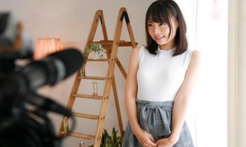 吉岡ひよりの初脱ぎ！カメラ前にフルヌードさらしてエロイコトされちゃって！恥じらう姿がとにかく激シコ！！