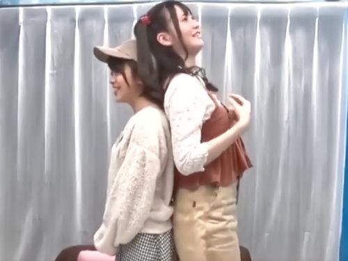 だめだめ！挿れちゃイヤー－－！！MM号に迷い込んだロリＪＤ！ふたりまとめて無毛ロリマンをデカマラ調教しちゃうぜｗｗｗｗｗ