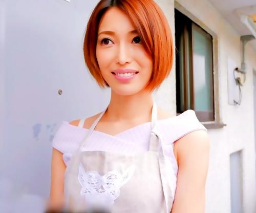 巨乳妻が日頃のストレスをさえないオヤジ肉棒で解消する変態交尾がやばいぞｗｗｗ