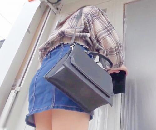 いきなり挿れちゃダメぇーーーッ！！インタビュー中にデカチン即バボｗｗｗMM号に迷い込む上玉少女がゲリラFUCKに神対応♡