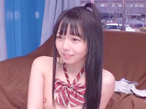 ナマ､､､？きもちぃからいいよ♡神ロリ美少女が彼氏のチンポ当てゲーム！不正解で浮気セックスゴム無しピストン歓喜絶頂ｗｗｗ
