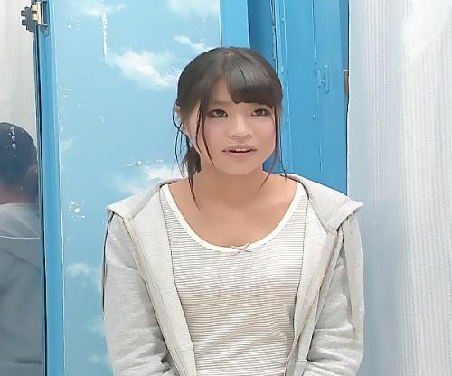 こんなの困ります､､､超可愛えぇーー！！恥ずかしがる美少女を脱がせば超美乳！強引な挿入にも悶絶イキまくりｗｗｗ