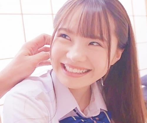 ナマで､､､挿れて♡やばｗ可愛さ超ＭＡＸ！神カワ美少女が狂暴チンポふたりと過激乱交ゴム無しセックス絶頂ｗｗｗ