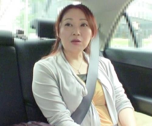 だめよっ！娘にバレちゃうからぁっ！！嫁の居ぬ間に娘婿に迫られ股間激濡れｗｗｗ所かまわず禁断セックス狂乱絶頂する淫乱熟女ｗ
