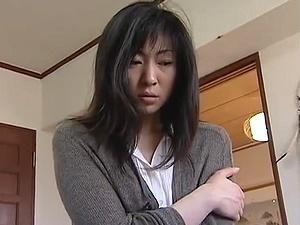 ヘンリー塚本＊ＮＴＲ　四十路の美魔女ママ！ 拒みながらも体は感じる！！これぞ淫行濃厚卑猥SEX！