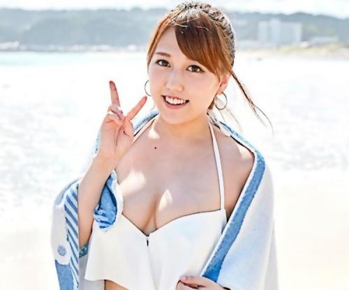 ここで､､､脱ぐんですか？無料エステと騙される水着美女！彼氏を外に待たせてマッサージで発情させれら中出し絶頂！