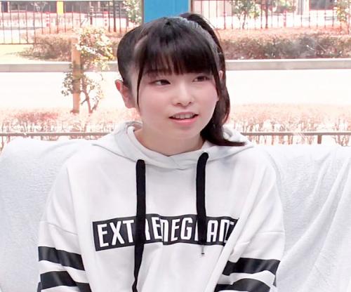 やばぁｗくそ可愛いぞｗｗｗMM号にうっかり乗車するロリ美少女！脱がせば色白美巨乳！勢いでヤられちゃうｗｗ