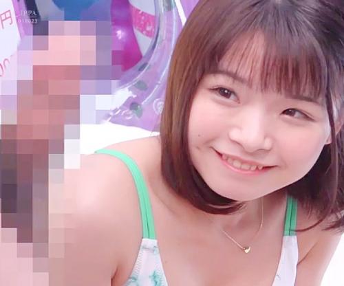 うわぁ､､､すっごい勃ってる､､､♡目の前のいきり勃つギンギンチンポにワレメじっとり素人娘は初対面チンポと激ハメ絶頂！