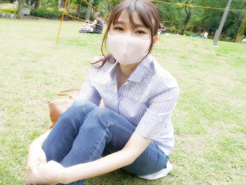 ごく普通の一般主婦が一番エロイ説ｗｗｗｗｗ三十路の清楚妻が旦那放置で神巨乳な美裸体披露して知らない男とパコっちゃうぜ！！
