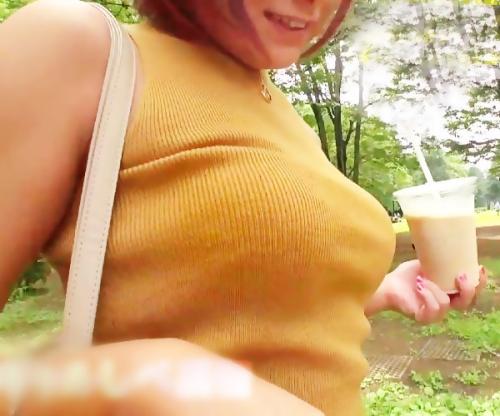 着衣爆乳すげｗｗｗｗｗくそビッチな淫乱ギャル降臨！「おまんこ逝くぅーーーーッ！！」欲しがりマンコは大量アクメ潮絶頂ｗｗｗ