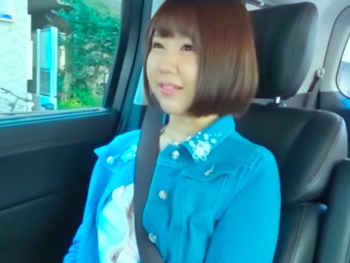 純情系の現役女子大生がＡＶ降臨だとぉ･･･？！エッチに興味津々！「濡れやすいんです～♡」くびれ巨乳の抜群プロポーション♪