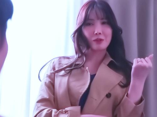 久しぶりの再会はくそ鉄板なｗｗｗｗｗｗスタイル抜群！セレブ美魔女が浮気棒と背徳交尾に快楽沼に溺れちまうぜーーー♡