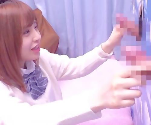 んぐぅ､､バレちゃう､､､MM号の外には彼氏の姿！童顔ロリ美少女が罰ゲームで大人チンポ激ハメ中出し涙ポロリｗ