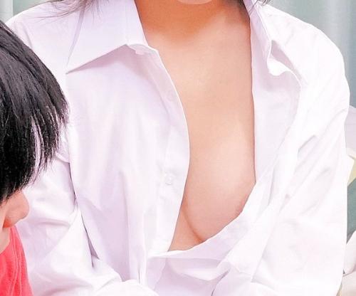 えっちしたいの､､､？Ｙシャツ一枚の破壊力！爆乳ＯＬの無防備姿に発情！暴走ＳＥＸ中出し絶頂ｗｗｗ