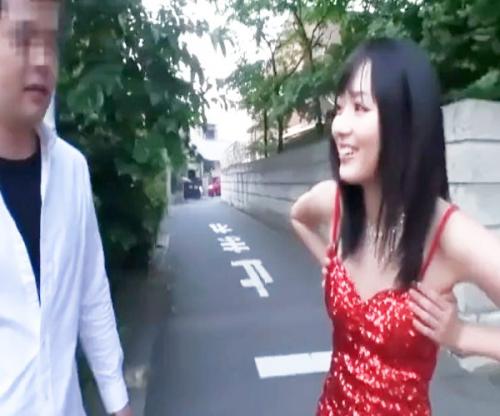 いまからイイコトしませんか？超人気モデルが逆ナンパしてエロテク披露すればおまんこ欲しさに必死にイキ我慢だぜっ！！麻倉憂