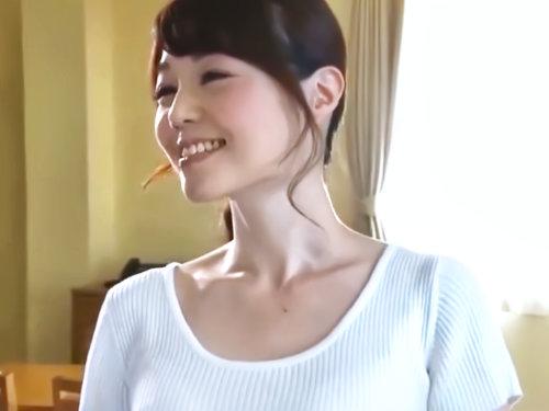 可愛すぎる人妻は欲求不満で我慢限界だって？！「抱いてください・・・♡」旦那上司に迫れて股間爆濡れ⇒性欲暴走不倫エッチ