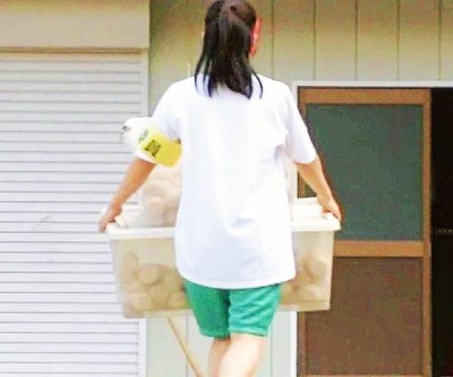 白熱する運動会の片隅で鬼畜行為ｗｗｗ変態クズ野郎に襲われ野外強姦！ハメ潮でまくり屈辱絶頂するロリ少女ｗｗｗ