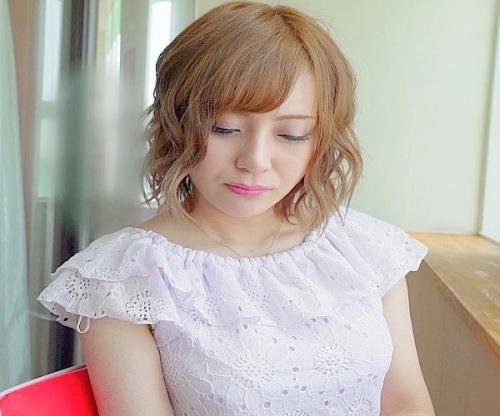そんなに激しく動かないでぇ､､ミニスカ美人お姉さん！素股までと騙されヌルっと生挿入されザーメンぶっこまれるｗ