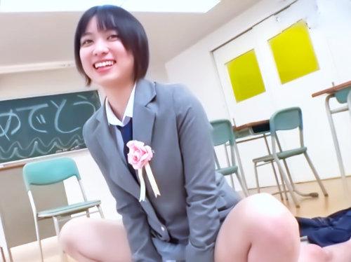 さっきまで女子高生がエロ出演？！マジやべぇｗｗｗ卒業式あとの美少女ナンパ！素股で発情させたら中出しロリマンコ確定なｗ