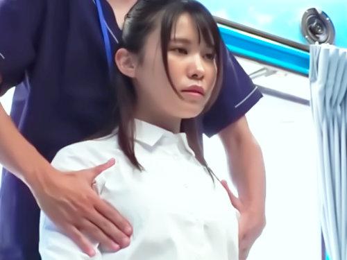 これって絶対ヘンなマッサージでしょ？！「MM号で騙されて・・・♪」めちゃんこ可愛いOLさん…ピストン全集中⇒大量ぶっかけ