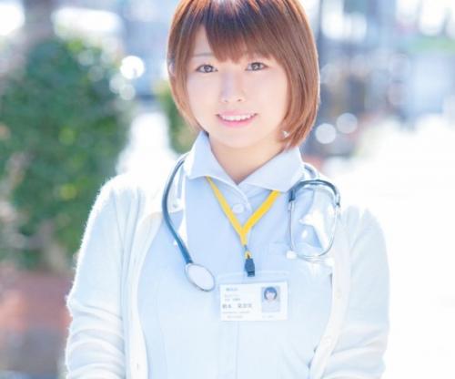 まじｗ神ルックスｗｗｗすげぇ美貌看護師がMM号に連れ込まれて悩めるチンポと成り行きセックス激ピストン絶叫ｗ