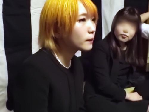 金髪に喪服姿がくそエロいｗｗｗｗｗ人生最悪の再会？！元クラスメイトに大量飲酒させられ輪姦凌辱された人妻ｗ当然中出しｗ