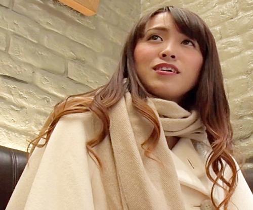 やだぁ♡恥ずかしい､､､たまんねぇ美貌！街角ナンパの美人妻！車内で発情させてホテルでいたぶられイキ堕ちｗｗｗ