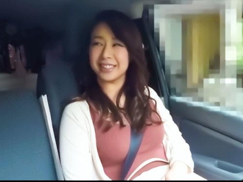 高級メンズエステで働くフレッシュ人妻さん？！「絶頂痙攣ｗｗｗ」男を骨抜きにする三十路色気…天然オイル湧き出し腰砕け！！