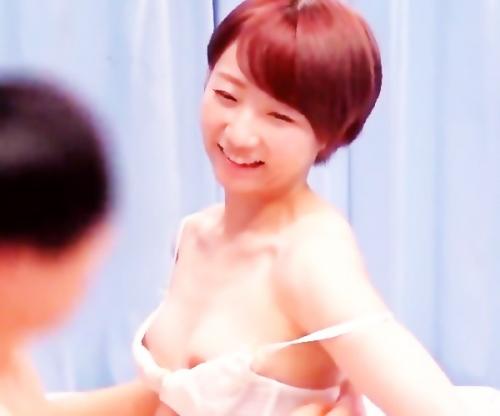 スポーツで鍛えたハリツヤ最高の美乳ｗｗｗオナサポのつもりが暴走童貞に中出しされる神ロリＪＤ！！