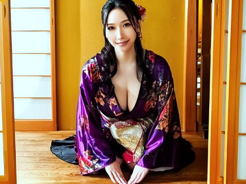 癒しの神おっぱい？！美人若女将の肉体接待アブネェｗｗｗ豊満すぎたＨカップ…淫乱フェロモンむんむんの桃源郷クラブｗ